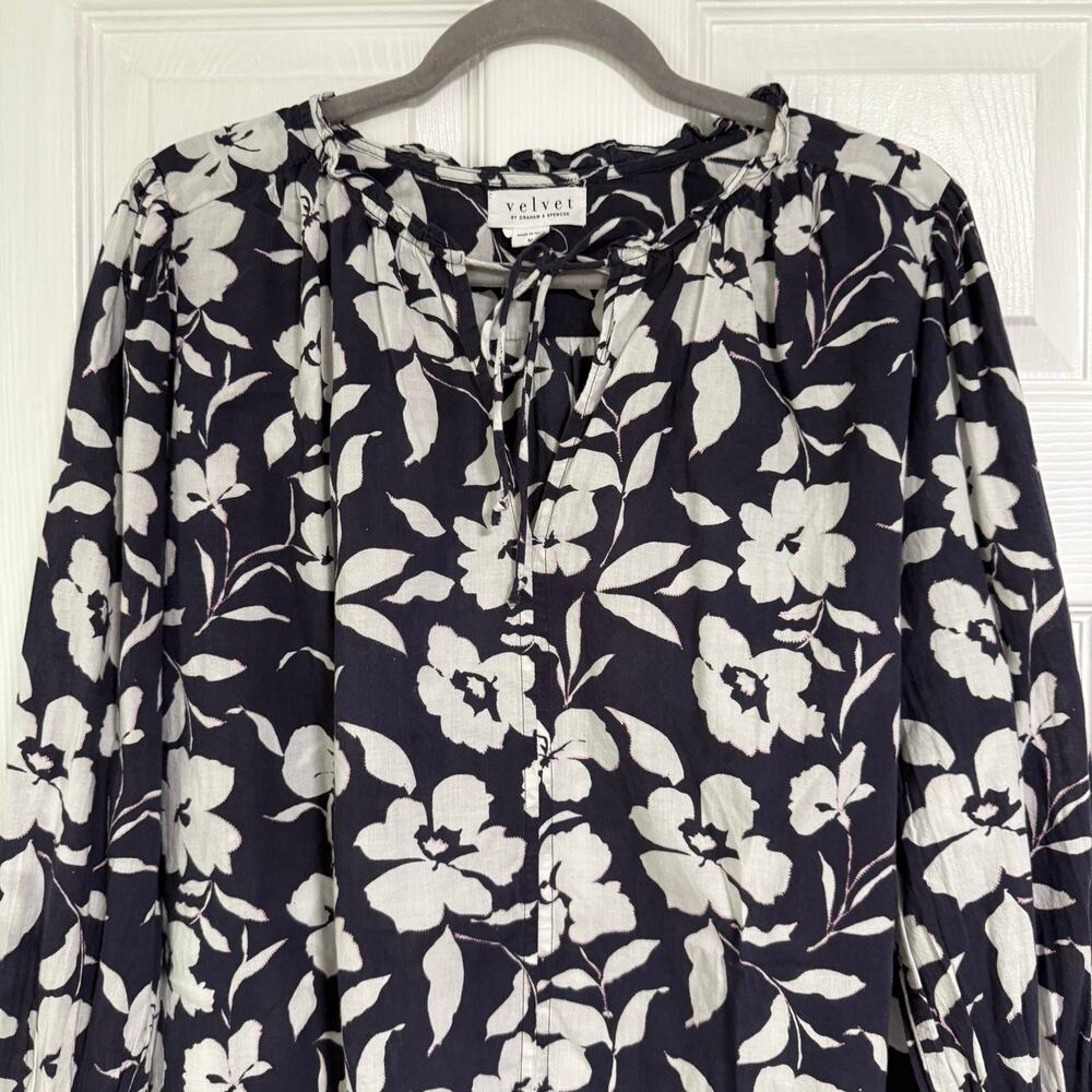 Velvet by Graham & Spencer Women's Floral Long Sleeve Top Size Medium - Picture 2 of 13